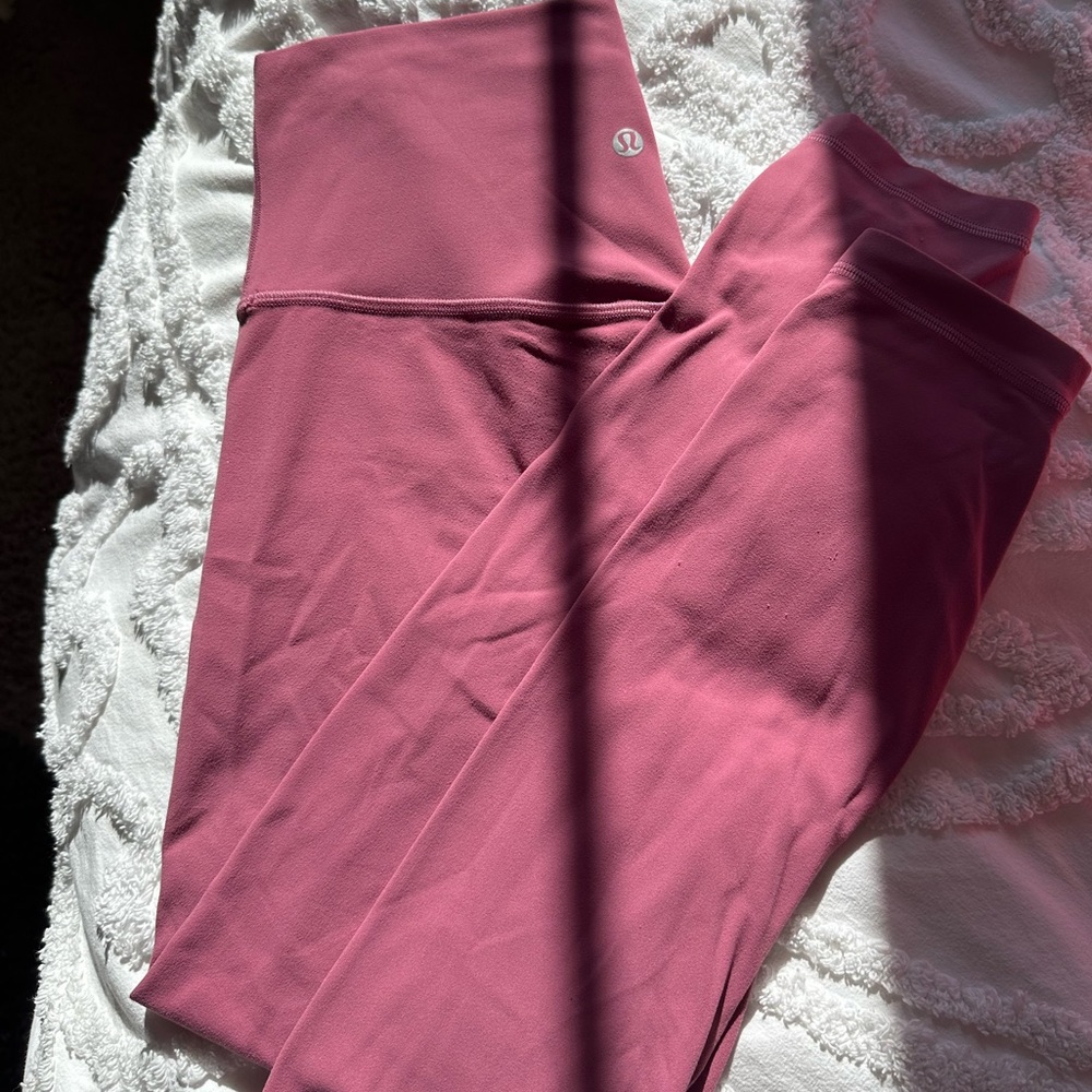 Lululemon leggings,size 6.